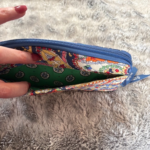 Vera Bradley Paisley Wallet NWT - Picture 6 of 11